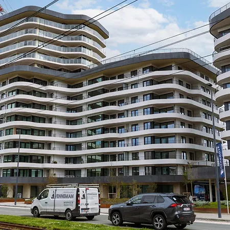 Апартаменты Relax By The Waves Остенде