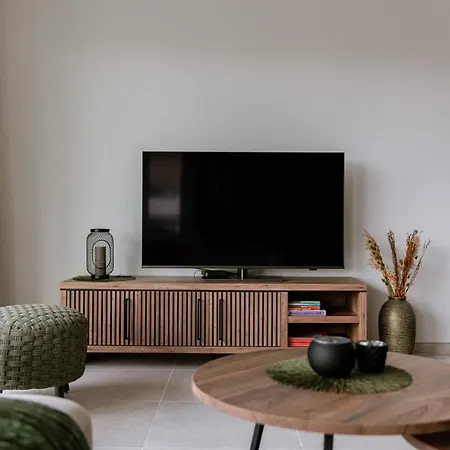 Relax By The Waves Appartamento *